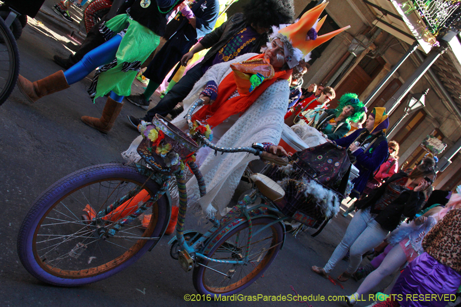 2016-Mardi-Gras-Day-walk015275