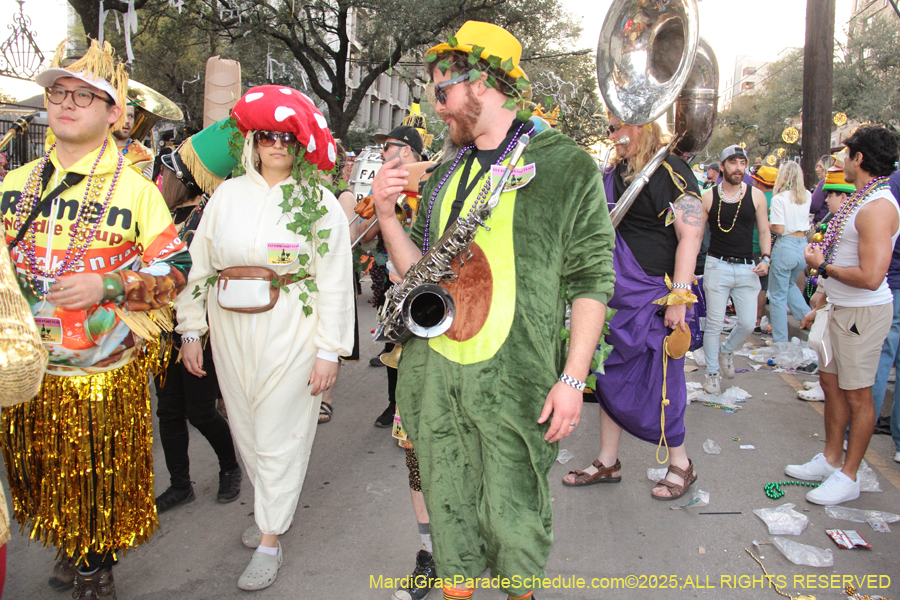 Box-of-Wine-2025-2087