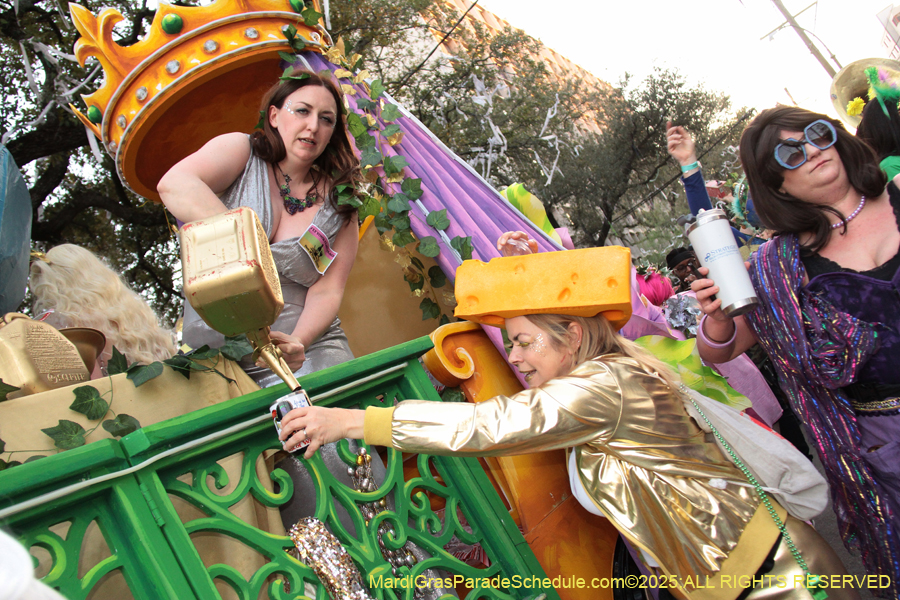 Box-of-Wine-2025-2099