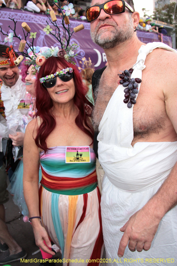 Box-of-Wine-2025-2134