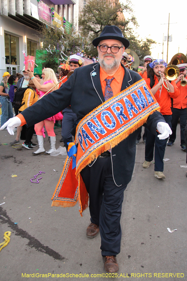 Box-of-Wine-2025-2149