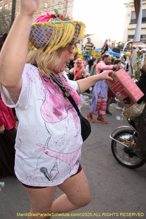 Box-of-Wine-2025-2151