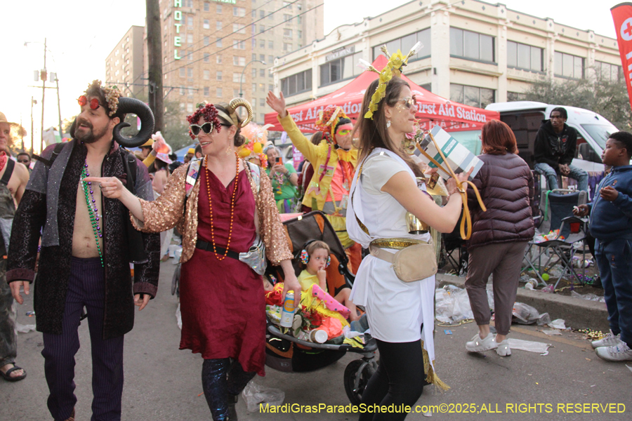 Box-of-Wine-2025-2206