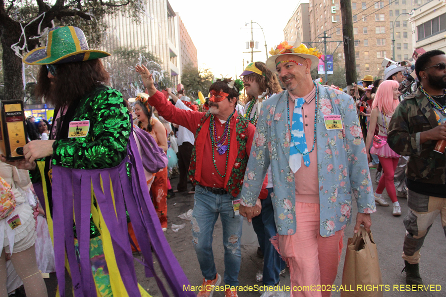 Box-of-Wine-2025-2209