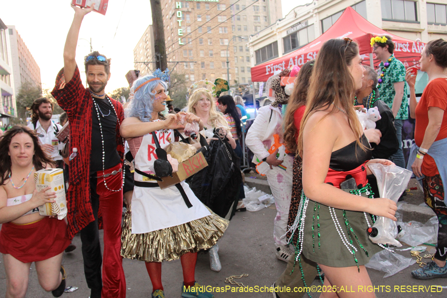 Box-of-Wine-2025-2216