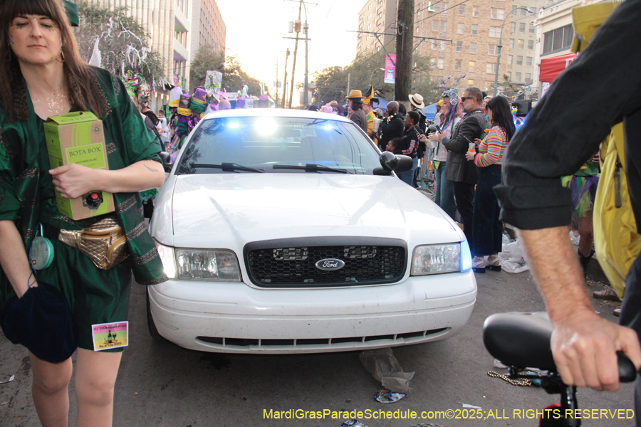 Box-of-Wine-2025-2233