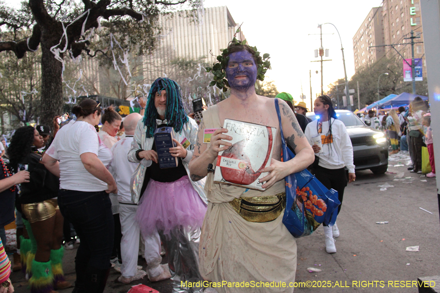 Box-of-Wine-2025-2250