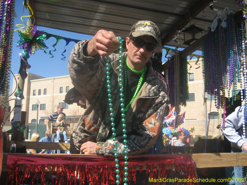 2009-Covington-Lions-Club-Mardi-Gras-Covington-Louisiana-1045