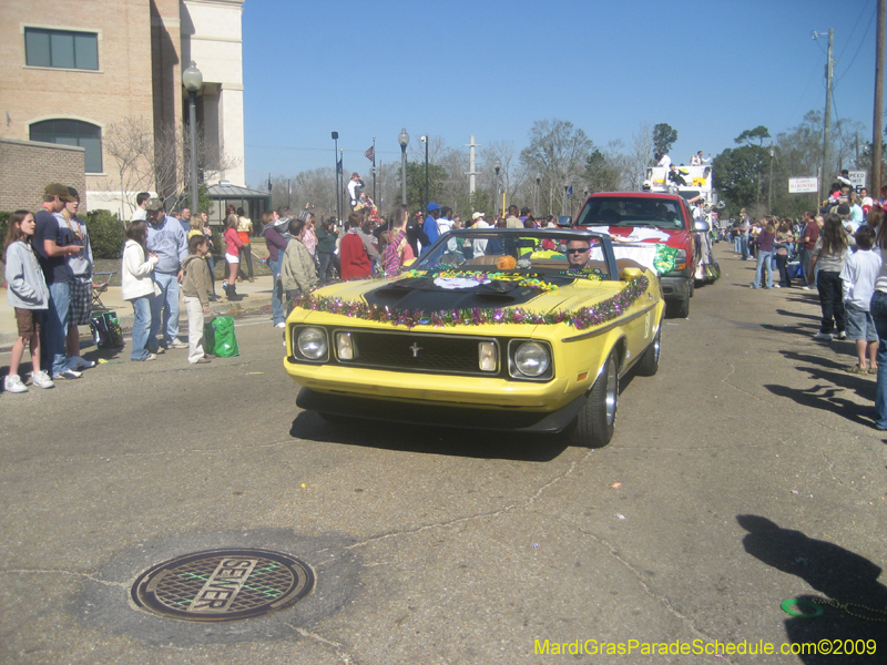 2009-Covington-Lions-Club-Mardi-Gras-Covington-Louisiana-1052