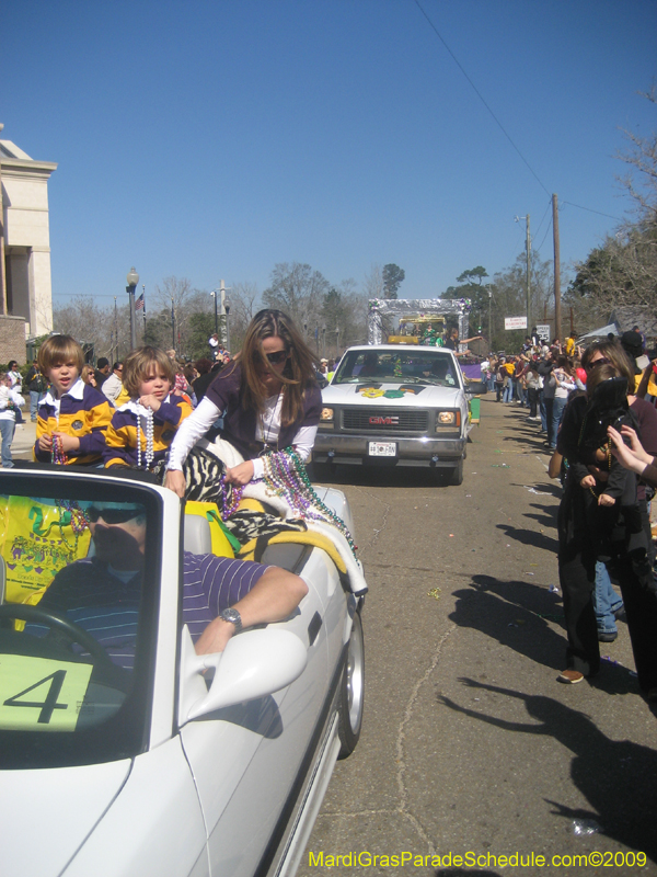 2009-Covington-Lions-Club-Mardi-Gras-Covington-Louisiana-1082