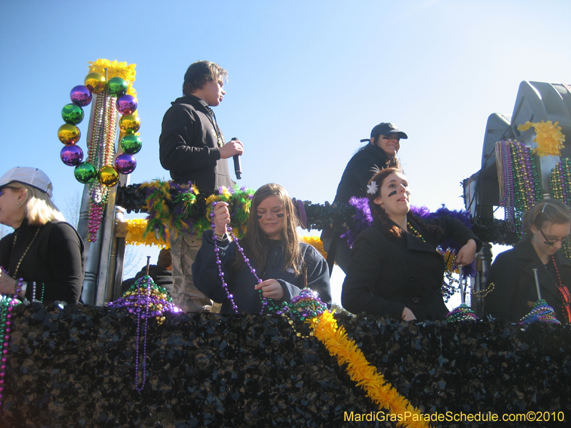 Covington-Lions-Club-Krewe-of-Covington-Mardi-Gras-Day-112