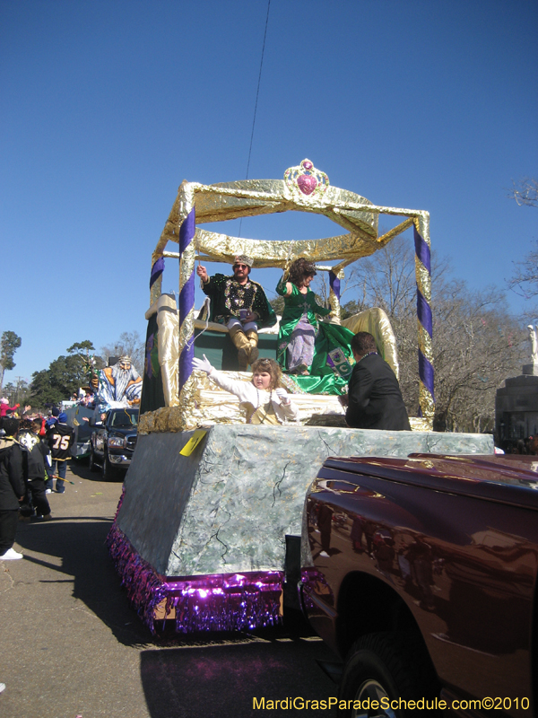 Covington-Lions-Club-Krewe-of-Covington-Mardi-Gras-Day-117