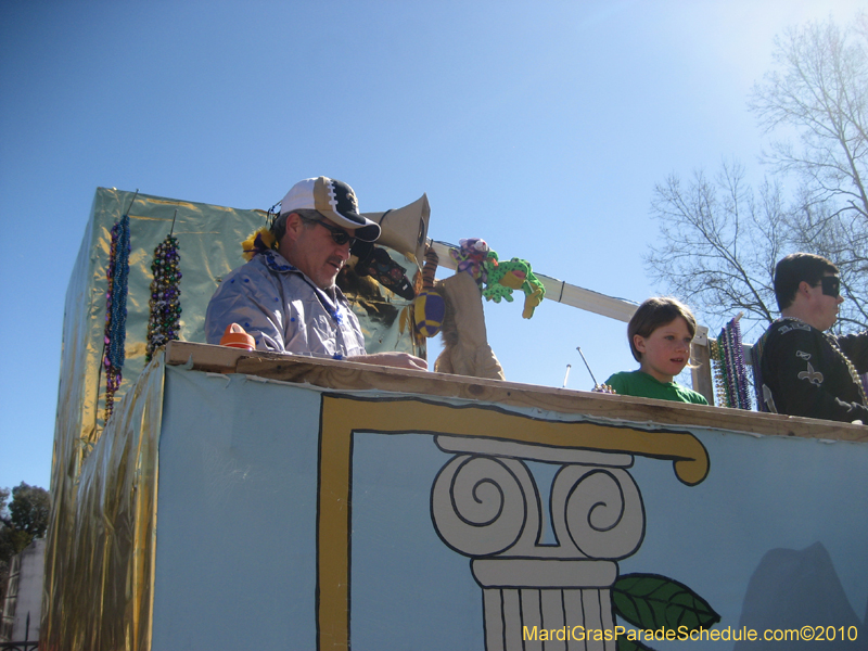 Covington-Lions-Club-Krewe-of-Covington-Mardi-Gras-Day-133