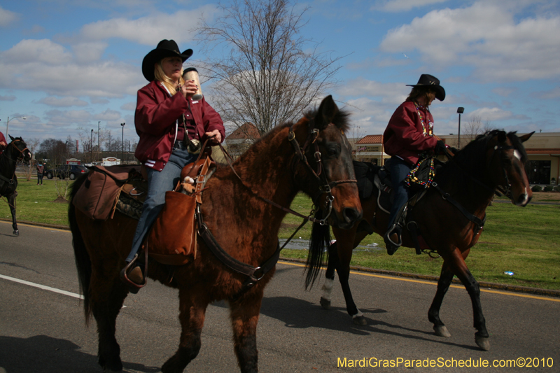 Krewe-of-Alla-2010-Westbank-Mardi-Gras-3512