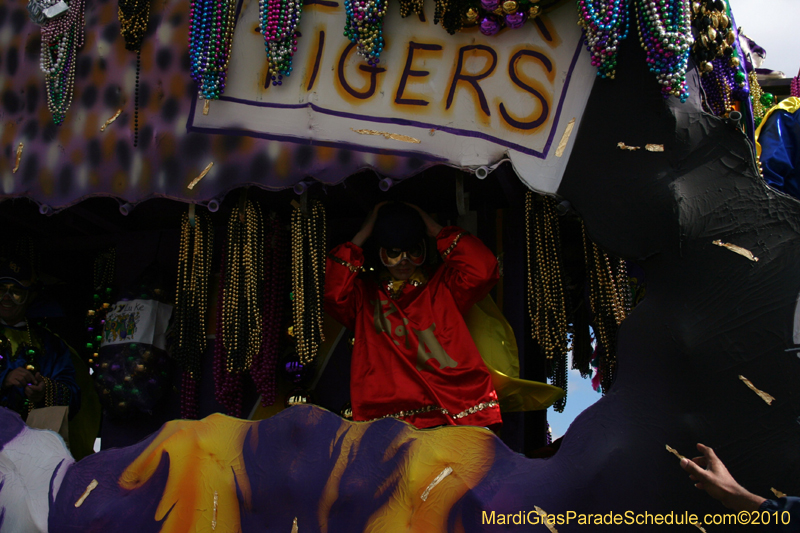 Krewe-of-Alla-2010-Westbank-Mardi-Gras-3543