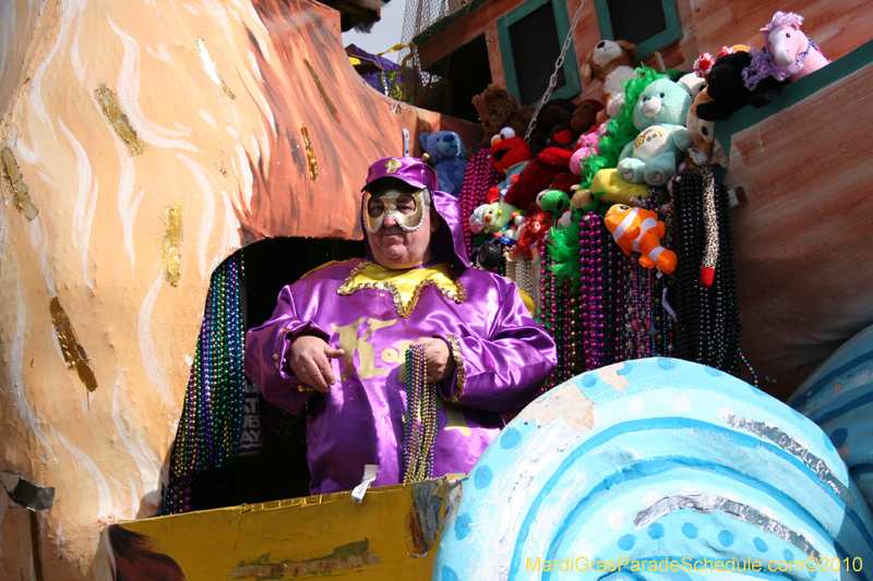 Krewe-of-Alla-2010-Westbank-Mardi-Gras-3549