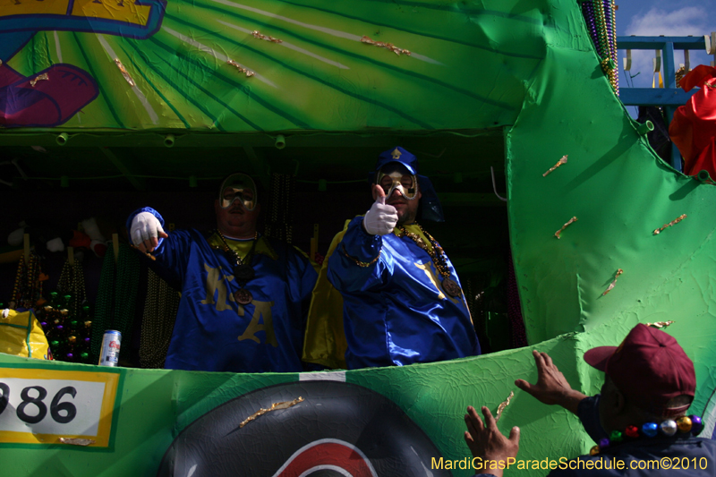 Krewe-of-Alla-2010-Westbank-Mardi-Gras-3676