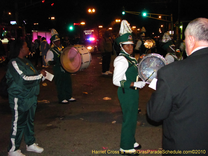 Krewe-of-Bacchus-2010-Mardi-Gras-New-Orleans-1598