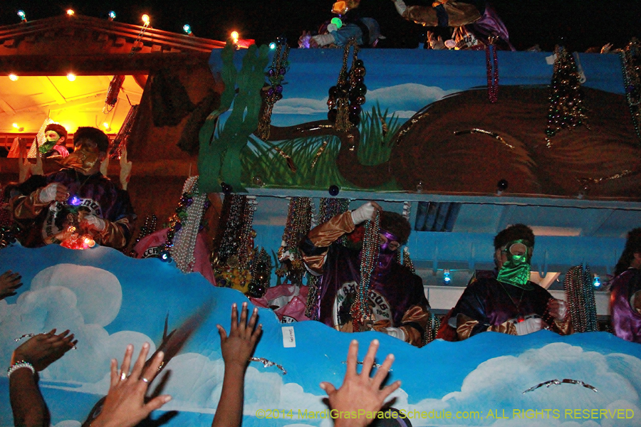 2014-Krewe-of-Bacchus-11577