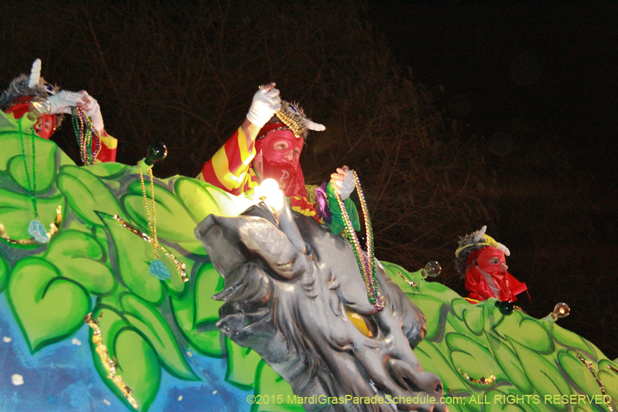 Krewe-of-Bacchus-2015-18505