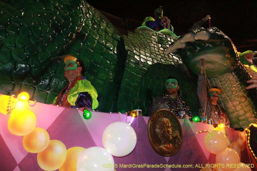 Krewe-of-Bacchus-2015-18545