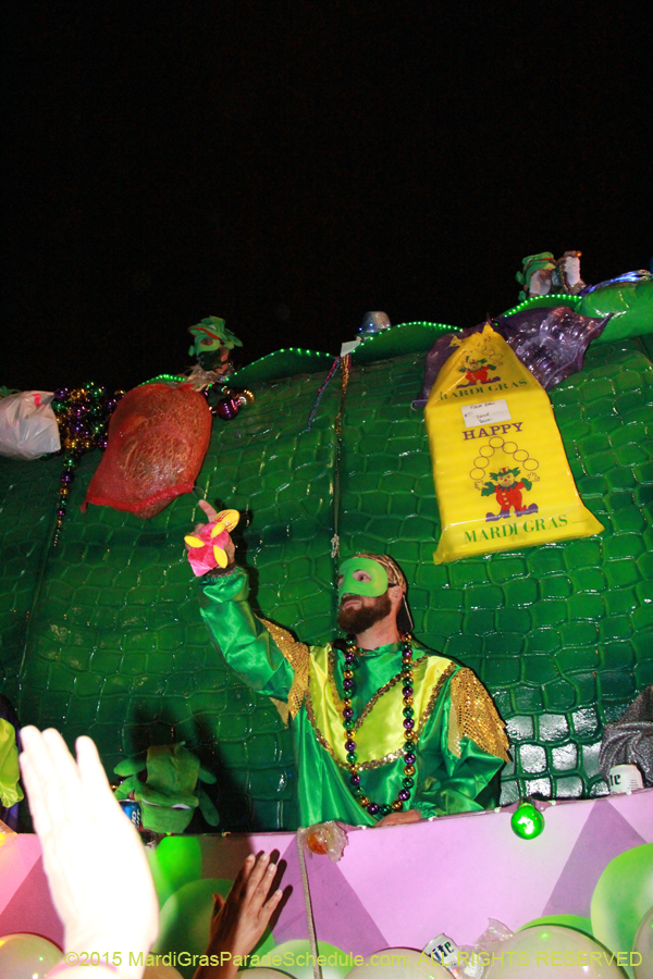 Krewe-of-Bacchus-2015-18552