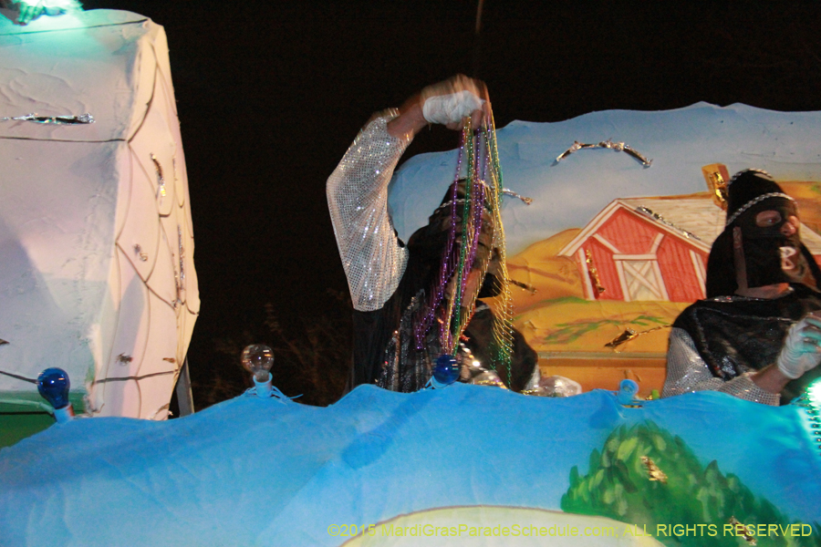 Krewe-of-Bacchus-2015-18588