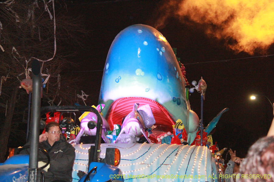 Krewe-of-Bacchus-2015-18702