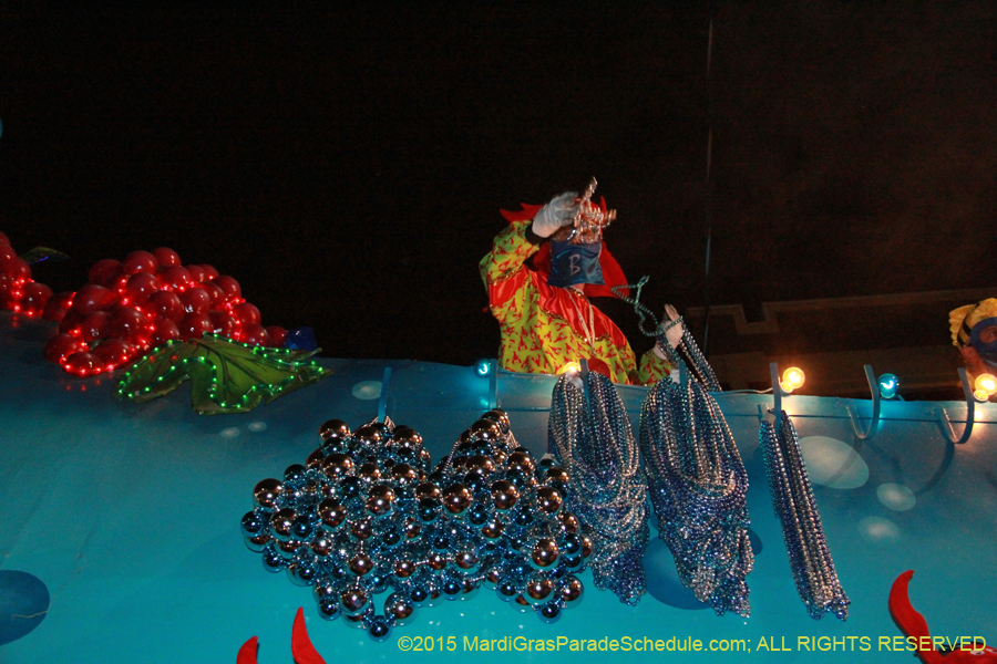 Krewe-of-Bacchus-2015-18706