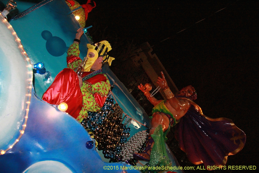 Krewe-of-Bacchus-2015-18711