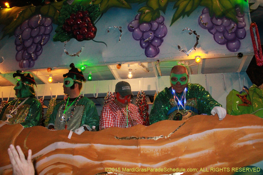 Krewe-of-Bacchus-2015-18755