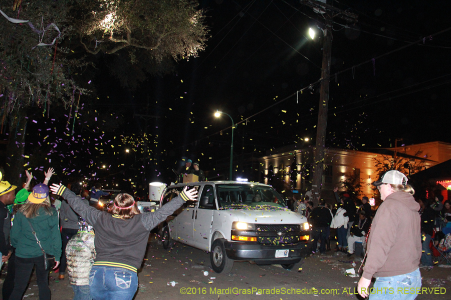 2016-Krewe-of-Bacchus-013130