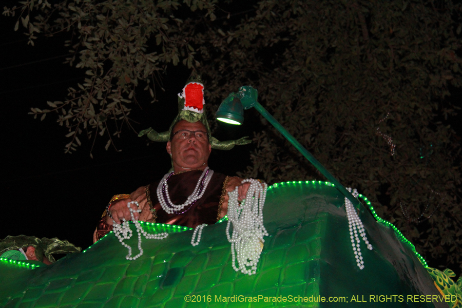 2016-Krewe-of-Bacchus-013212