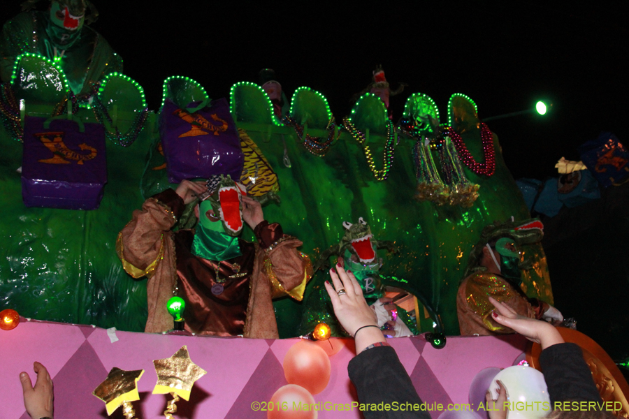 2016-Krewe-of-Bacchus-013218