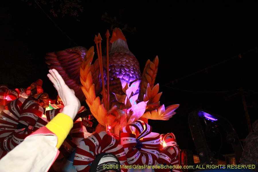 2016-Krewe-of-Bacchus-013295