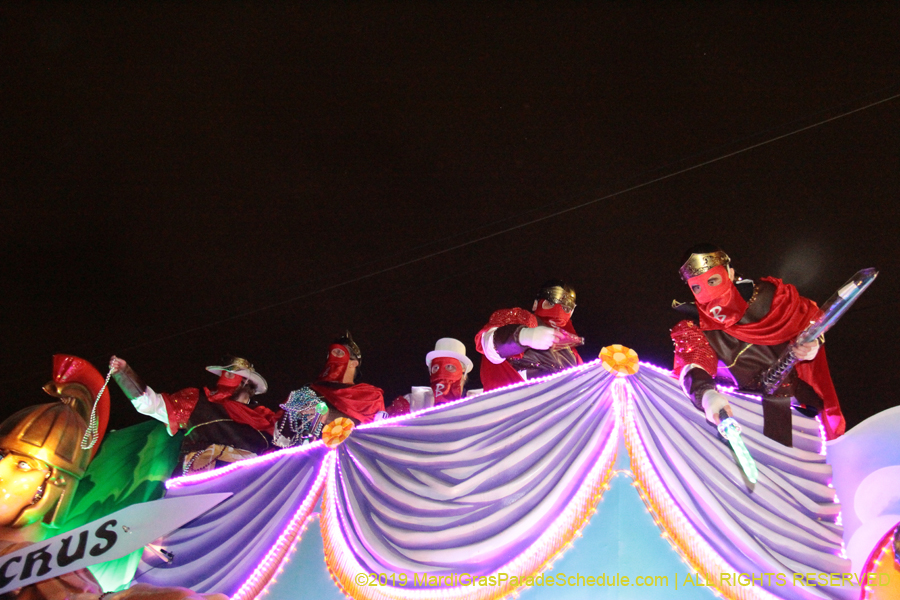 Krewe-of-Bacchus-2019-008897