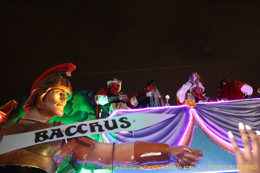 Krewe-of-Bacchus-2019-008899