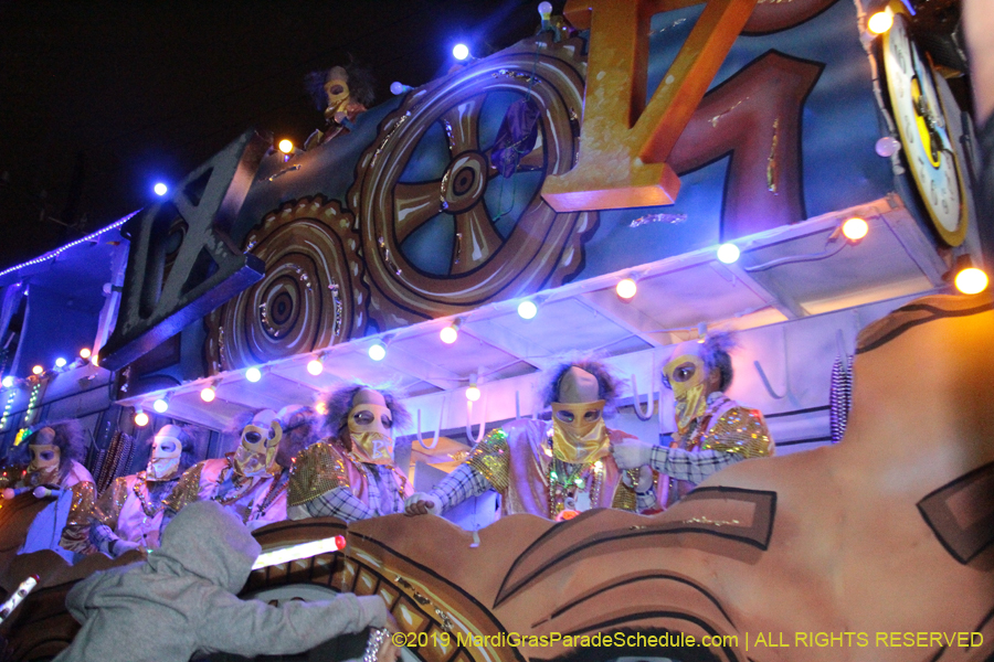 Krewe-of-Bacchus-2019-008926