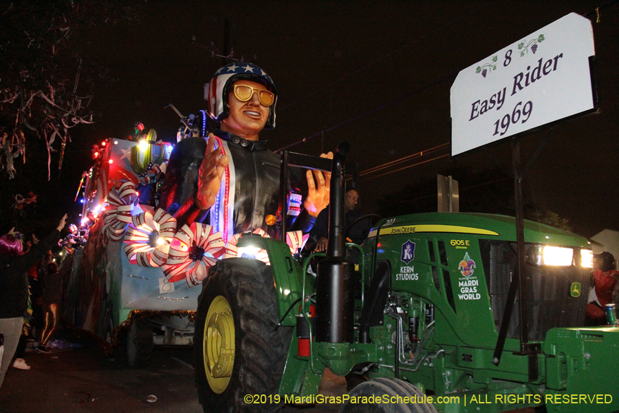 Krewe-of-Bacchus-2019-008934