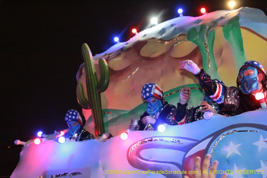 Krewe-of-Bacchus-2019-008940