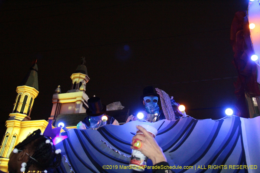 Krewe-of-Bacchus-2019-009068