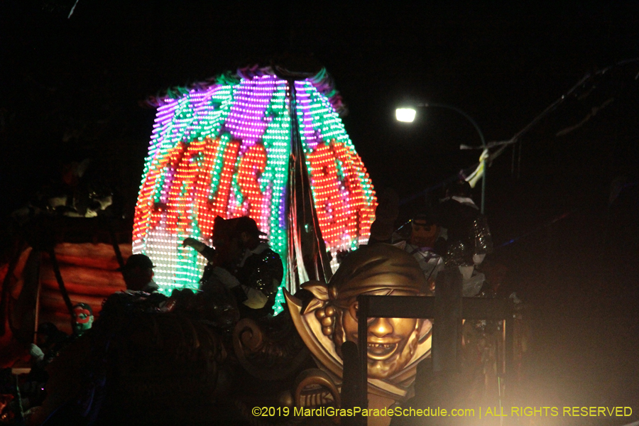 Krewe-of-Bacchus-2019-009191