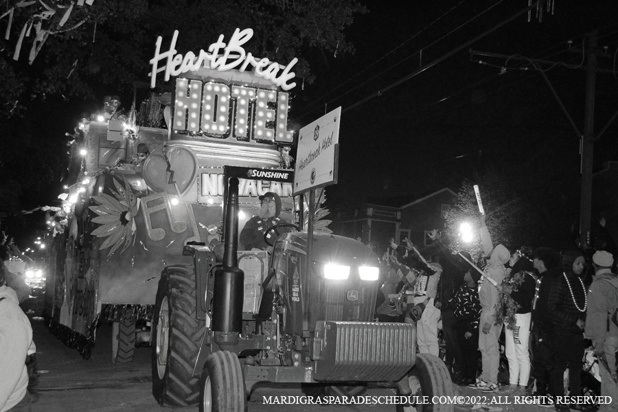 Krewe-of-Bacchus-00373-2022