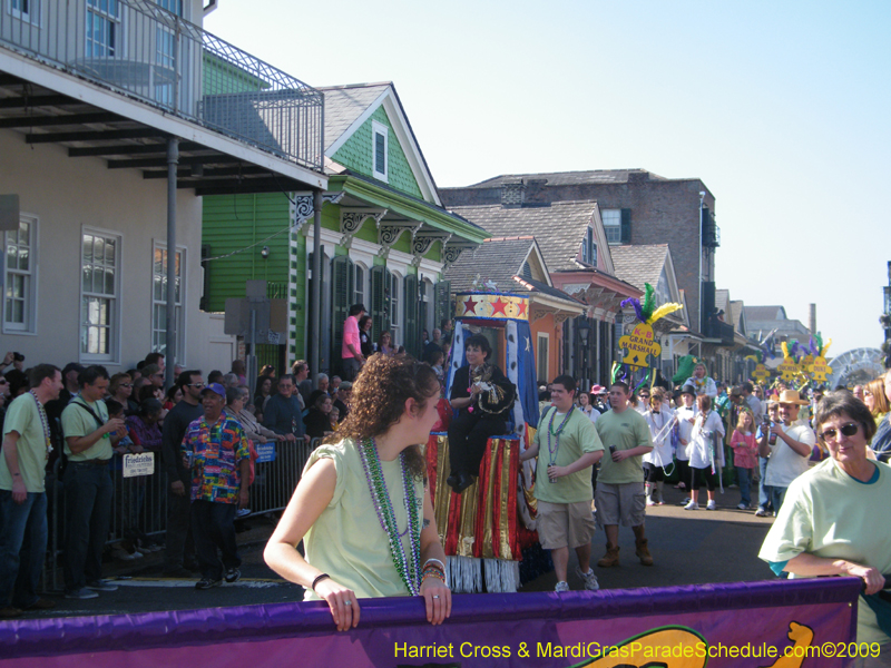 2009-Mystic-Krewe-of-Barkus-Mardi-Gras-French-Quarter-New-Orleans-Dog-Parade-Harriet-Cross-7228