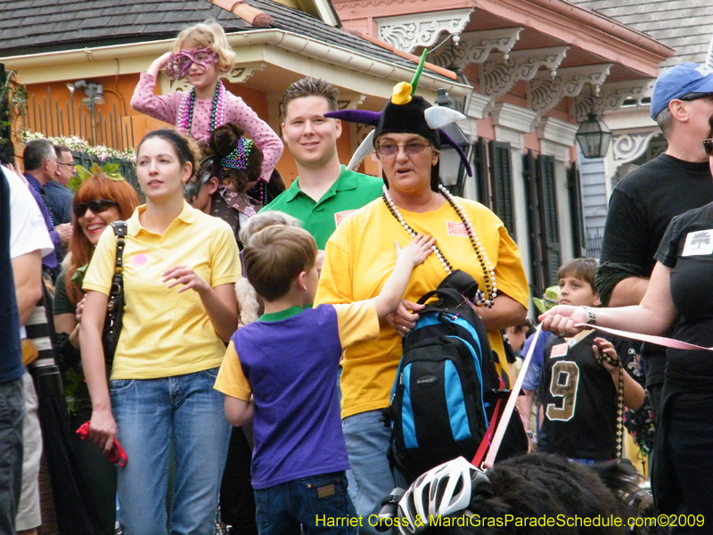 2009-Mystic-Krewe-of-Barkus-Mardi-Gras-French-Quarter-New-Orleans-Dog-Parade-Harriet-Cross-7438