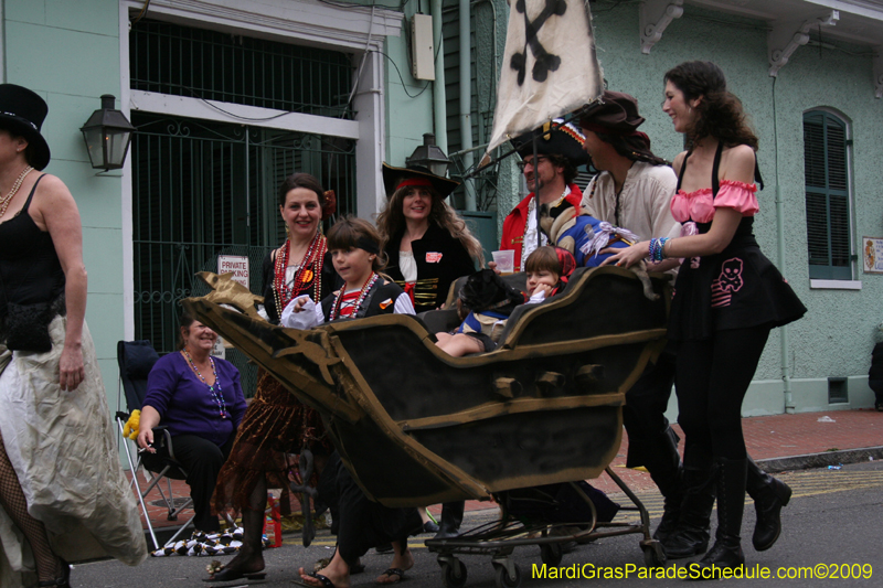 2009-Mystic-Krewe-of-Barkus-Mardi-Gras-French-Quarter-New-Orleans-Dog-Parade-0903