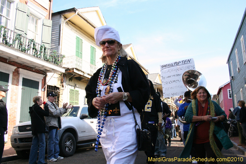 Mystic-Krewe-of-Barkus-Mardi-Gras-2010-French-Quarter-5011