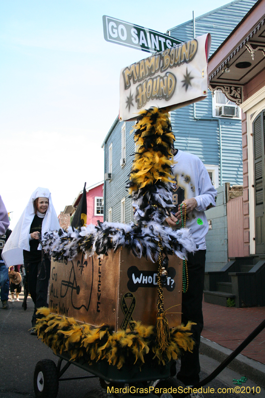 Mystic-Krewe-of-Barkus-Mardi-Gras-2010-French-Quarter-5134