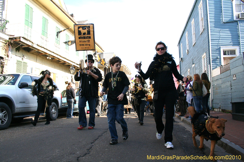 Mystic-Krewe-of-Barkus-Mardi-Gras-2010-French-Quarter-5181