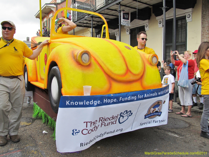 Mystic-Krewe-of-Barkus-HC-2011-0134